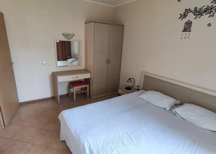 Апартамент Royal Sun Complex