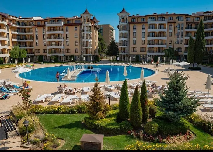 Апартамент Royal Sun Complex *